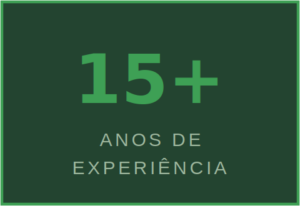 Trust/credibility asset square badge> 15+ large bold number over text "anos de experiência"